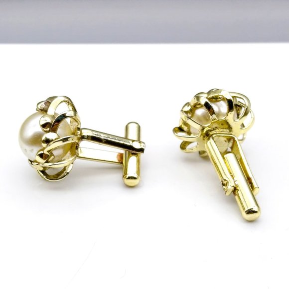 Vintage Caged Pearl Cuff Links, Gold Tone with White Faux Pearl, Dapper Mens - Picture 3 of 3